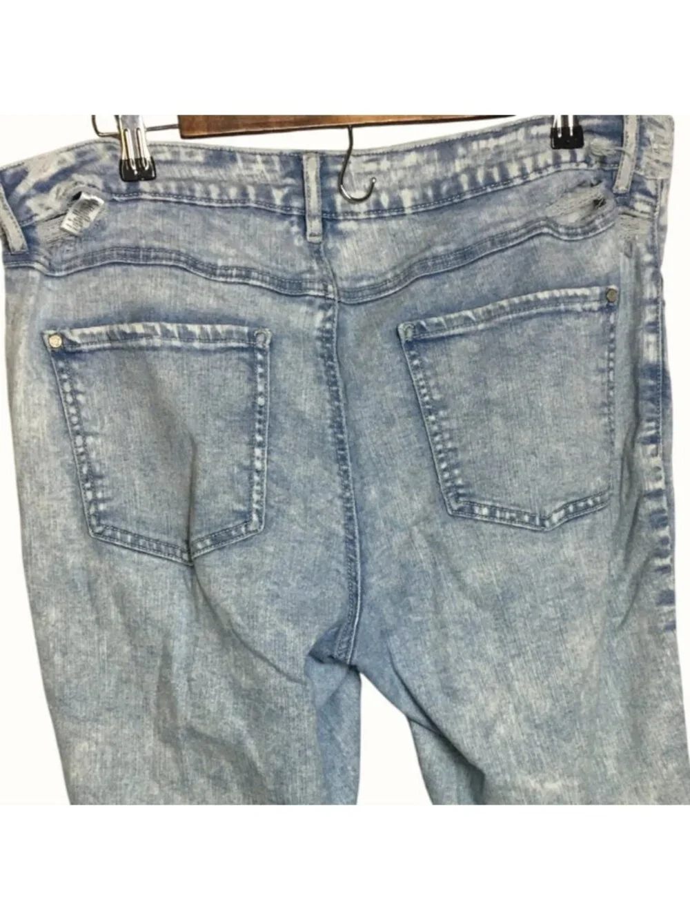 Est 1946 Cato Womens Denim Light Blue Distressed High-Rise Cropped Jeans Size 14 - Picture 4 of 6